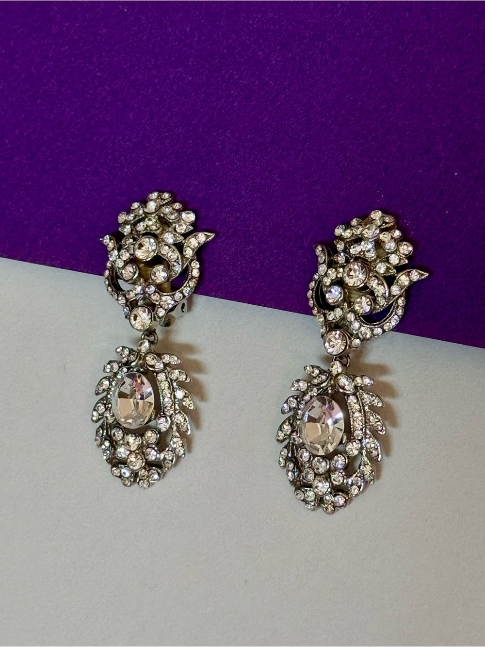 Vintage Barrera Crystal Drop clip on earrings - Clear Crystal